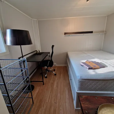 Apartment Shared & Affordable In Leknes